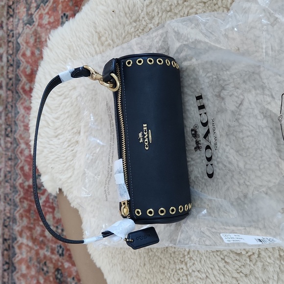 NWT IOP Coach Black Leather Nolita Barrell Bag With Grommets 🖤🎁🌙 - Picture 11 of 16